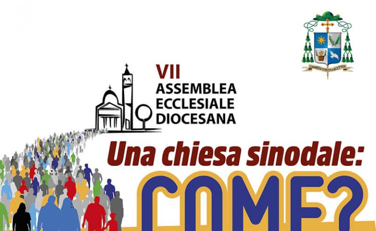 il logo dell'assemblea che contiene uN chieda con un popolo e lA SCRITTA: UNA CHIESSA DINODALE: COME?